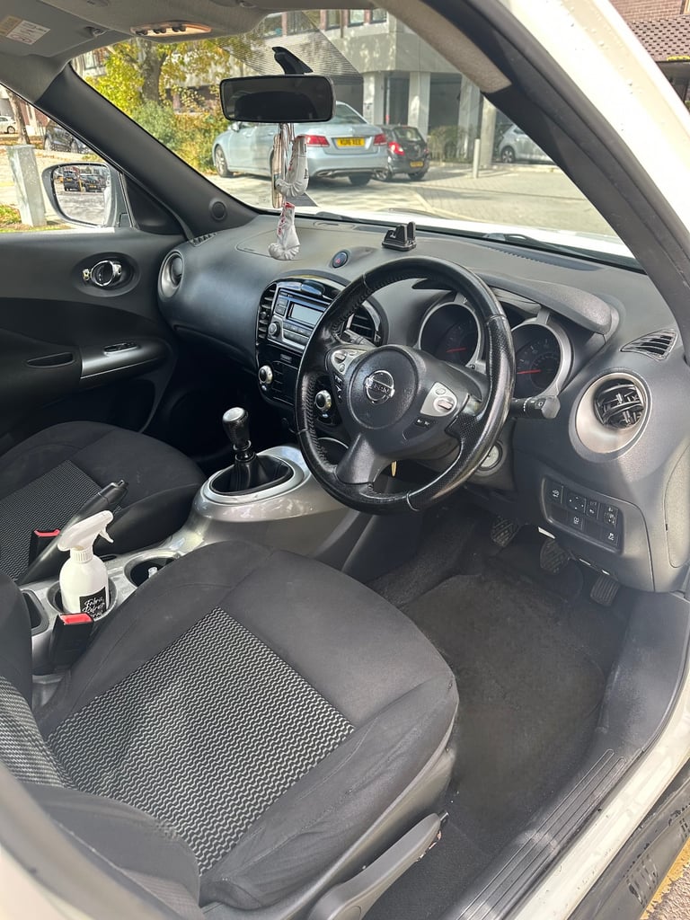 Nissan, JUKE, Hatchback, 2015, Manual, 1197 (cc), 5 doors