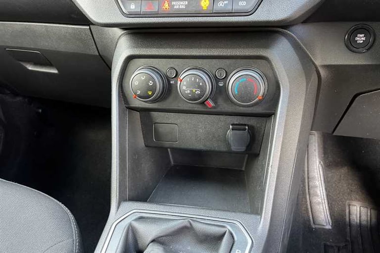 2023 Dacia Sandero 1.0i TCe (90 PS) Expression 5 Door Petrol Hatchback Automatic Hatchback Petrol...