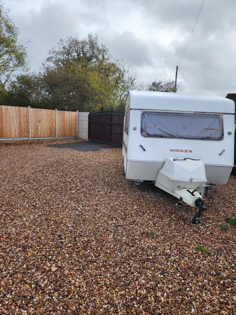 Very nice three berth tourer