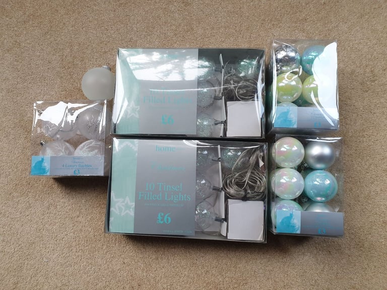 image for Christmas Tree Tinsel Filled Lights x 20 & 28 Matching Baubles  
