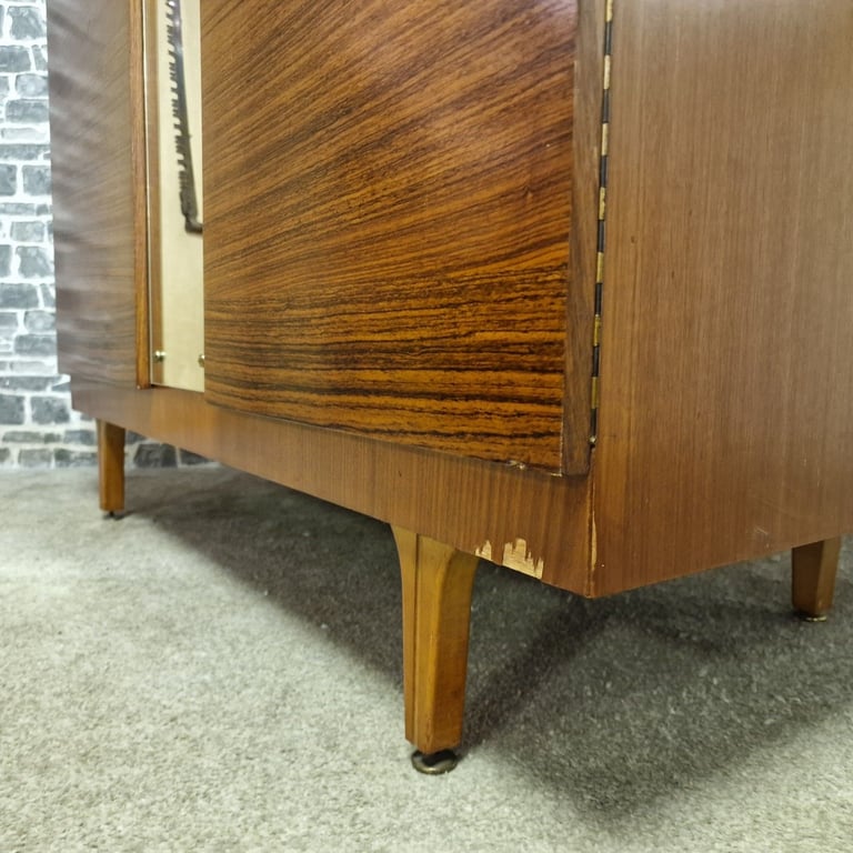 Stonehill Furniture Mid-Century Wardrobe with Mirror – 1960 Licence
