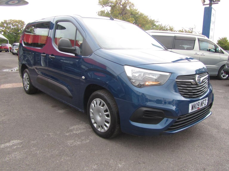 VAUXHALL COMBO LIFE 1.2 Turbo Design 2019