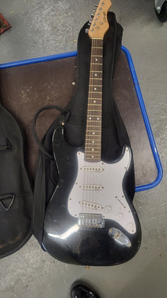 Stagg Guitar 