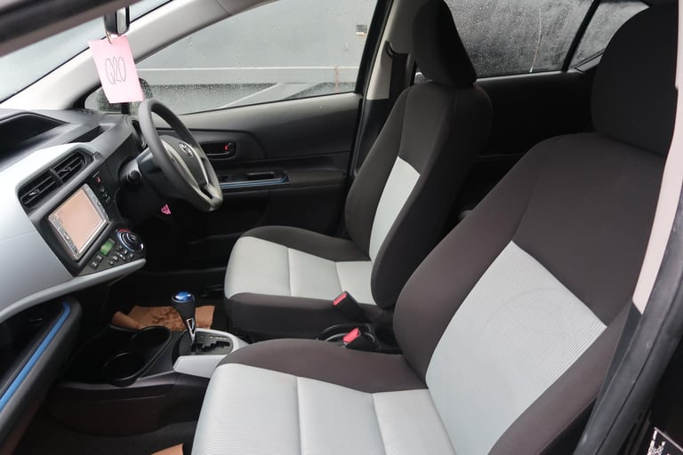 Toyota Aqua/Aygo/Yaris/Fit/Jazz Hybrid 1.5 Auto 5 Seater 5 dr Hatchback ULEZ Q20