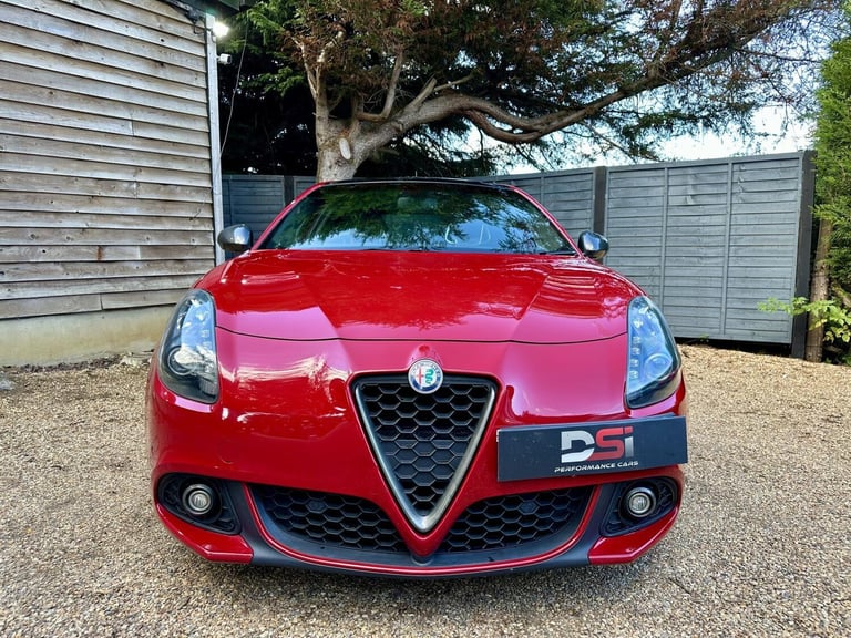 2016 Alfa Romeo Giulietta 1750 TBi Veloce Hatchback 5dr Petrol TCT Euro 6 (240 bhp) HATCHBACK Pet...