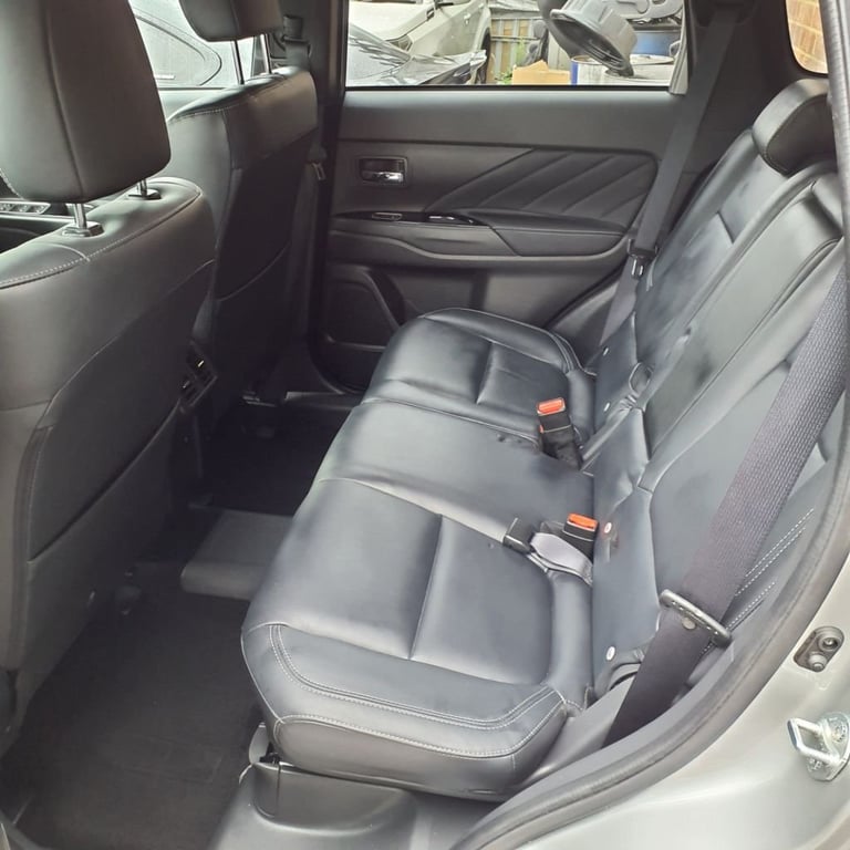 2019 19 MITSUBISHI OUTLANDER 2.4H TWINMOTOR 13.8KWH 4H SUV 5DR PETROL PLUG-IN HY