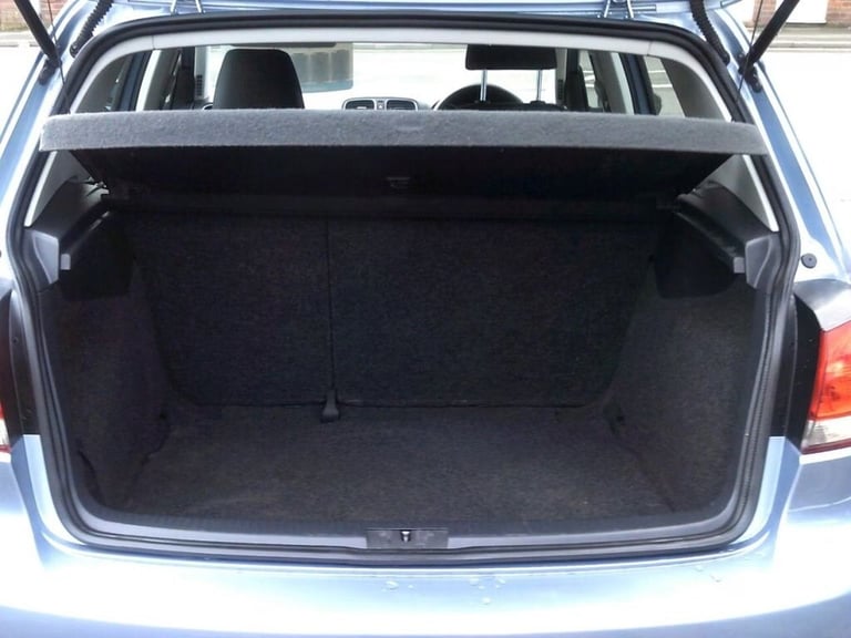 2011 Volkswagen Golf 1.6 TDI S Hatchback 5dr Diesel Manual Euro 5 (90 ps) Hatchback Diesel Manual