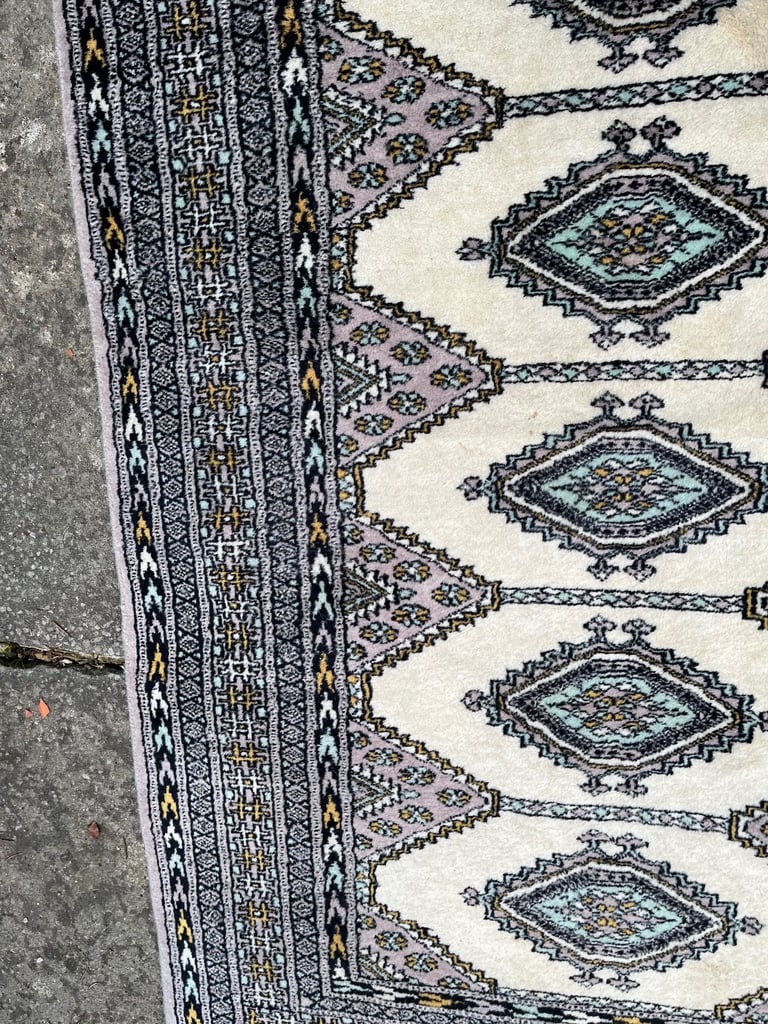 Pakistani Bokhara rug