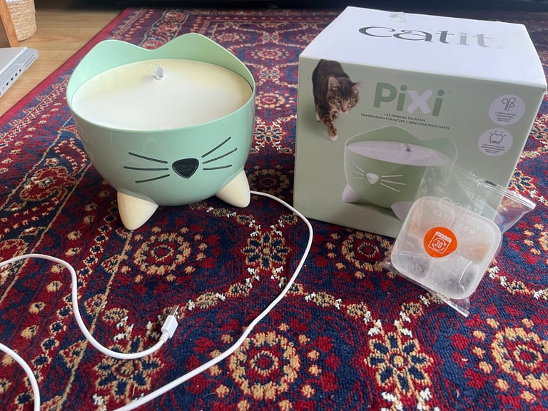 Catit Pixi water fountain