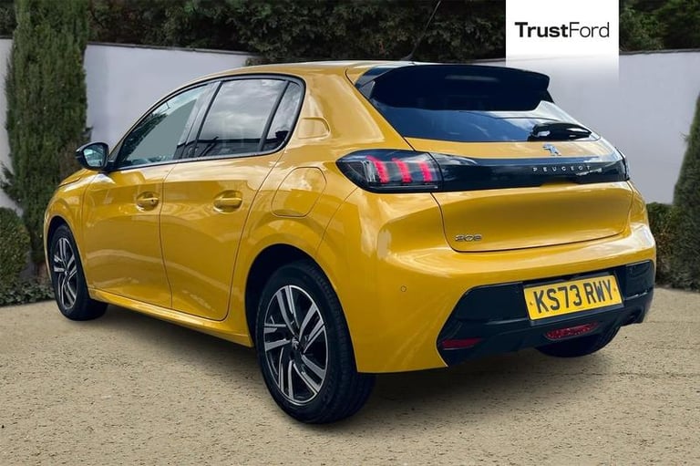 2023 Peugeot 208 1.2 PureTech 100 Allure Premium + 5dr HATCHBACK PETROL Manual