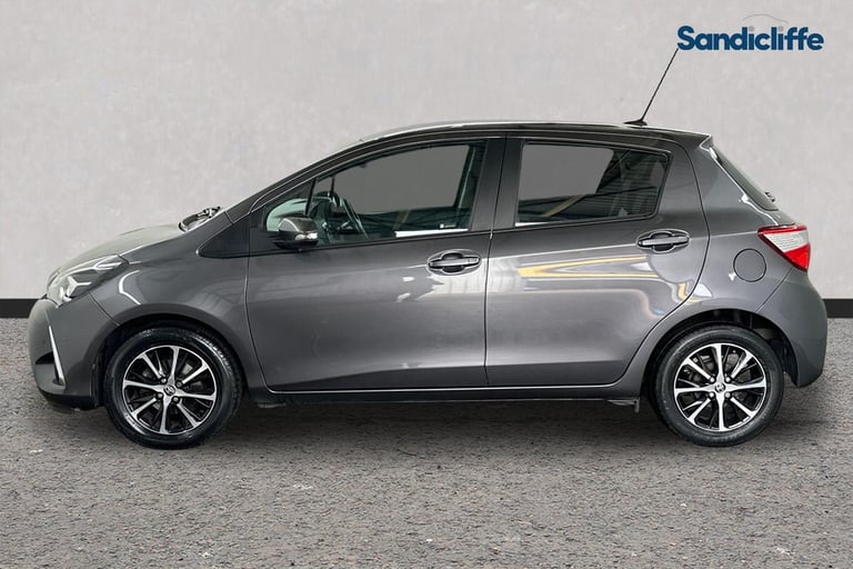 2018 Toyota Yaris 1.0 VVT-i Icon Tech 5dr HATCHBACK PETROL Manual