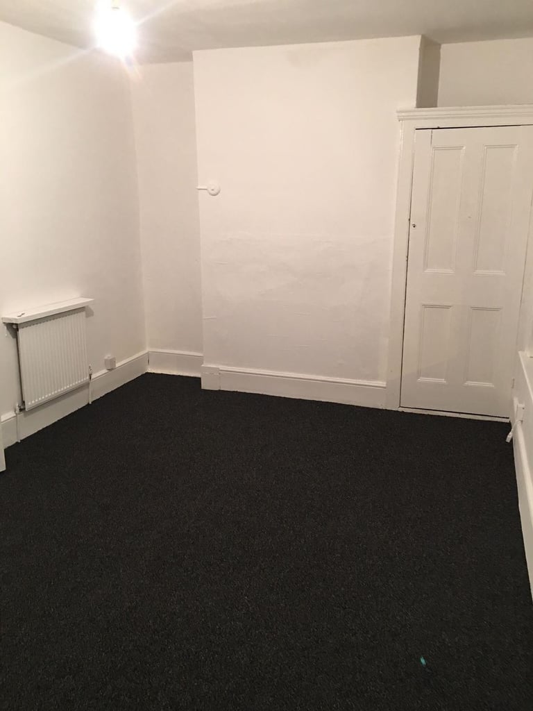 3 bedroom house for rent. Catford. South London 