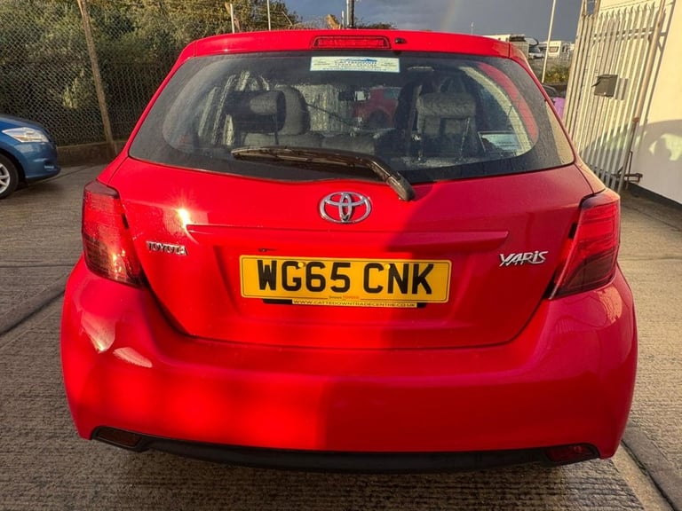 2015 65 TOYOTA YARIS 1.4 D-4D ICON HATCHBACK 5DR DIESEL MANUAL EURO 6 (90 PS) DI