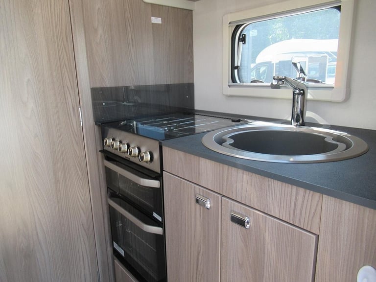 2024 Swift Vogue Compact