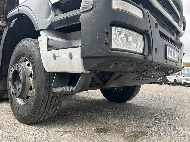 IVECO STRALIS X-WAY 8X4 STEEL TIPPER 2018 – RK68 LXX