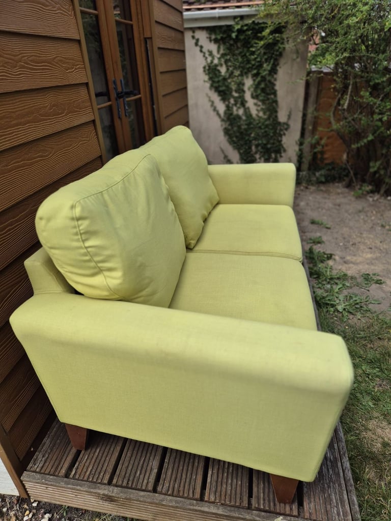 Two Second-Hand Sofa – Great Condition – Recently Cleaned – Local Delivery Possible!