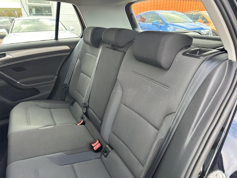 2014 Volkswagen Golf 2.0 TDI BlueMotion Tech SE Euro 5 (s/s) 5dr HATCHBACK Diesel Manual