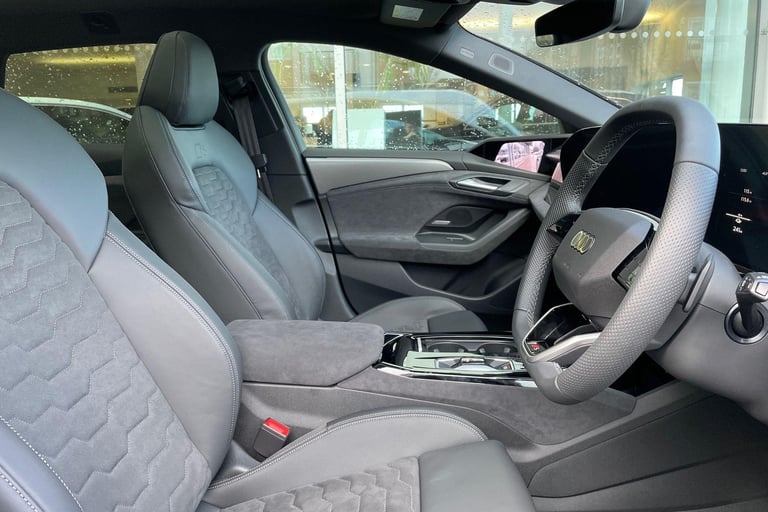 2025 Audi A6 e-tron Avant 100kWh Launch Edition Estate 5dr Electric Auto (367 ps) ESTATE Electric...