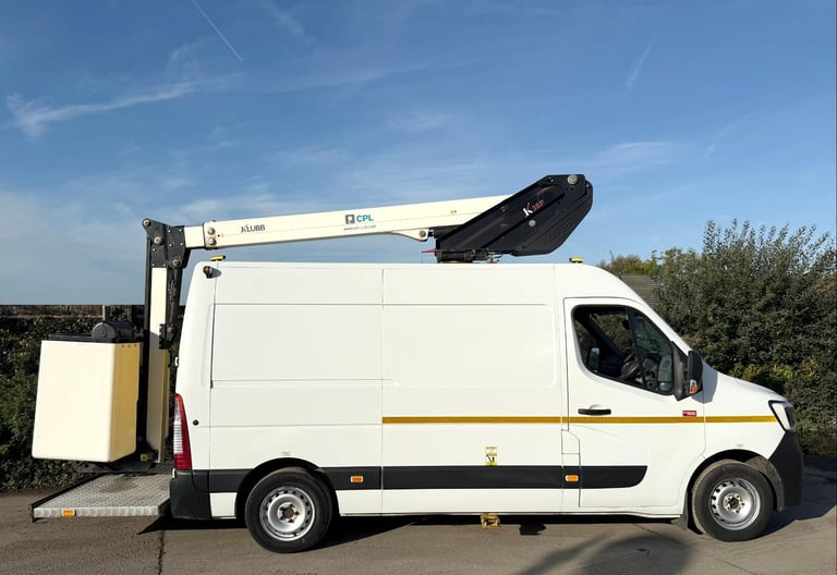 2020 RENAULT MASTER 35 KLUBB ACCESS PLATFORM EURO6 3.5T CAR LICENSE 48,000 MILES
