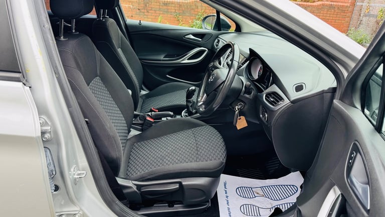 2022 Vauxhall Astra 1.2 Turbo Business Edition Nav Sports Tourer 5dr Petrol