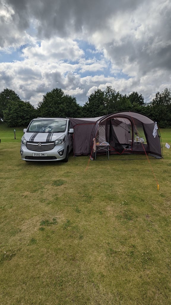 Vauxhall, VIVARO, Panel Van, 2016, Manual, 1598 (cc)