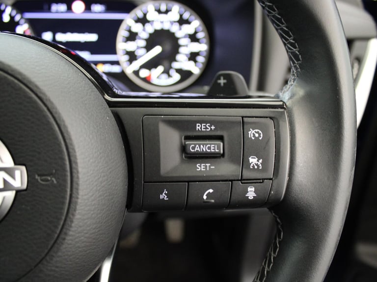 2022 Nissan Qashqai 1.3 DiG-T MH 158 Acenta Premium 5dr Xtronic Crossover/SUV PETROL Automatic