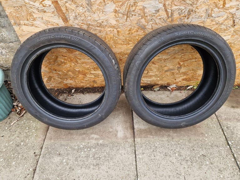 image for 2 x Fulda 225/45/R17 tyres