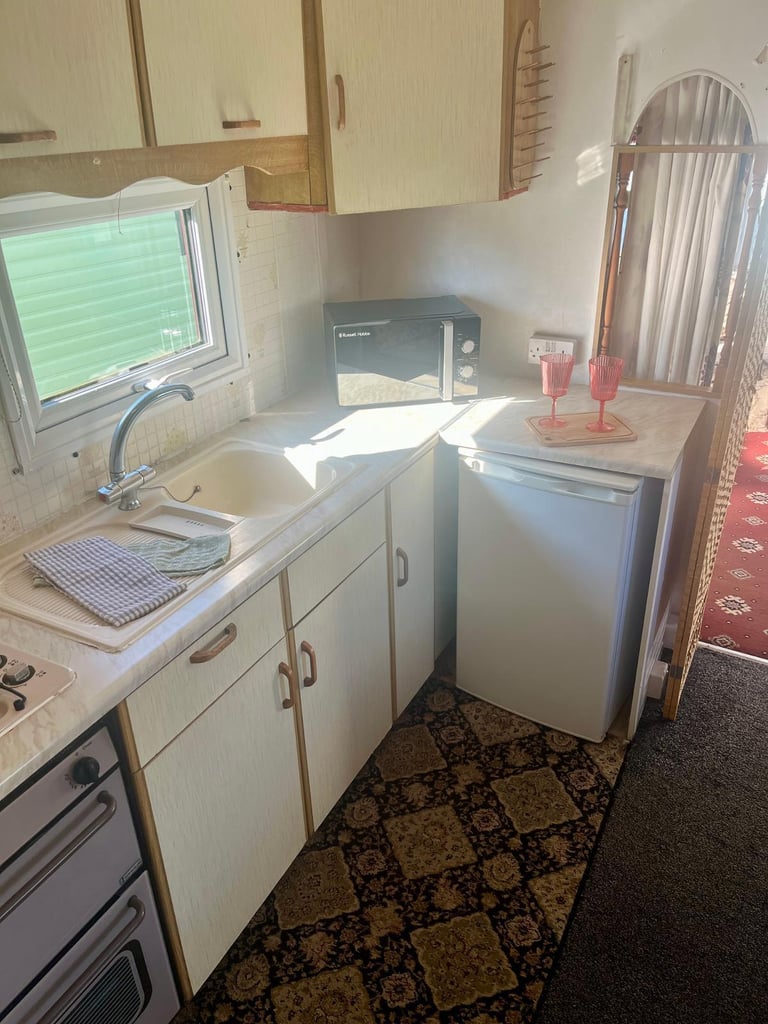 Very Cheap Static Caravan 34 x 12ft 2-Bedrooms 