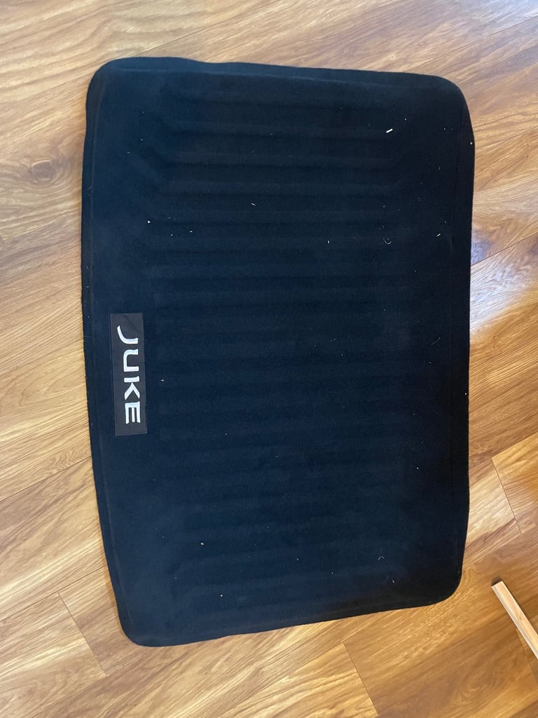 Genuine Nissan Juke Boot Mat 