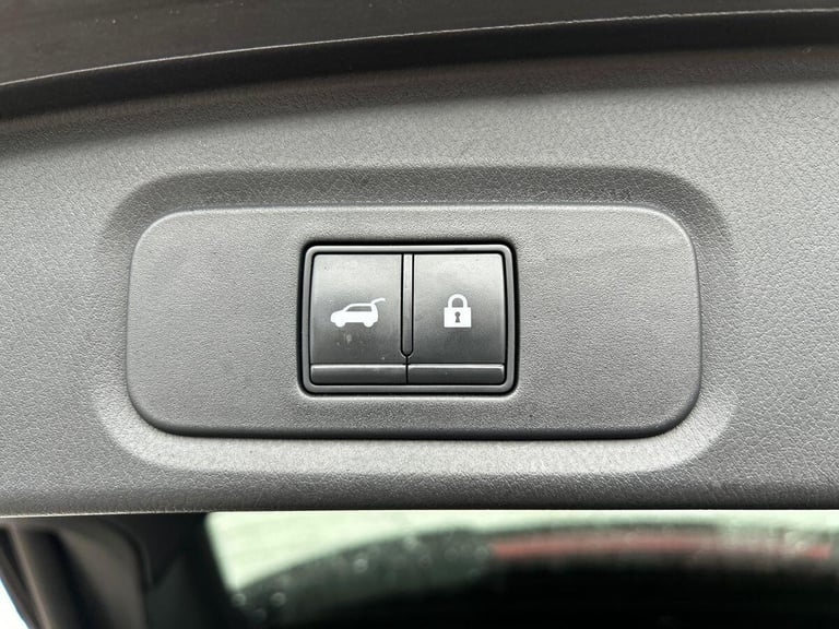 2022 Nissan Qashqai 1.3 DIG-T MHEV Tekna SUV 5dr Petrol Hybrid Manual Euro 6 (s/s) (140 ps) SUV P...