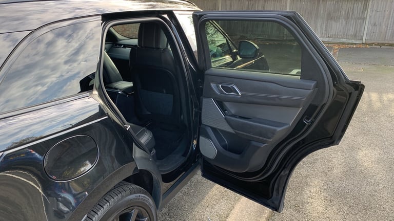 2018 Land Rover Range Rover Velar 2.0 D240 R-Dynamic SE SUV 5dr Diesel Auto 4WD Euro 6 (s/s) (240...