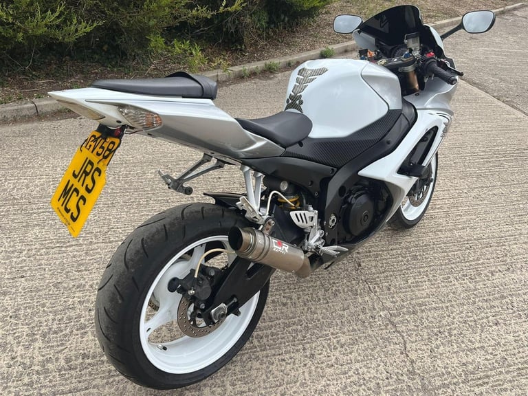 2008 08 SUZUKI GSXR 1000 K8 GSXR1000 SUPER SPORT SILVER  WHITE 19k MILES