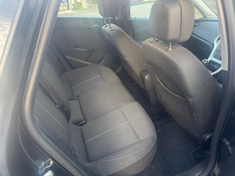 Vauxhall, ASTRA, Hatchback, 2014, Manual, 1598 (cc), 5 doors