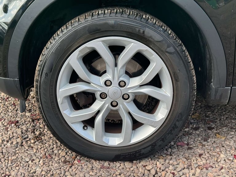 2017 Land Rover Discovery Sport 2.0 Discovery Sport HSE TD4 4WD 5dr SUV Diesel Manual