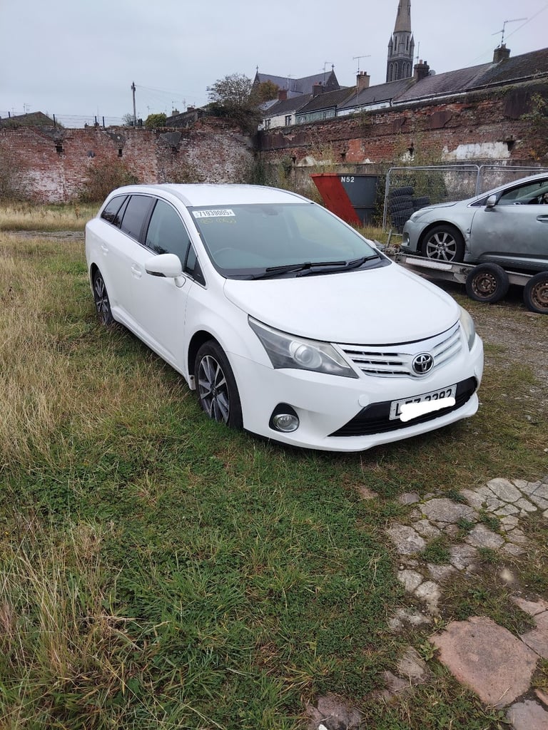 2013 Toyota avensis 2.0 d4d parts