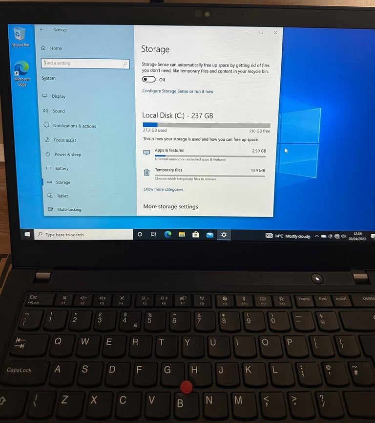 Lenovo ThinkPad T490 Laptop with Windows 11 installed
