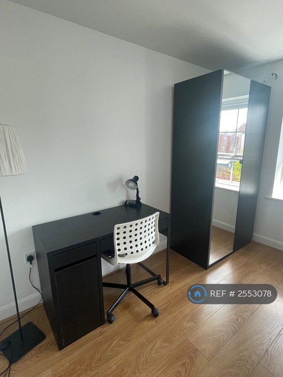 4 bedroom house in Lockside Place, Coventry, CV1 (4 bed) (#2553078)