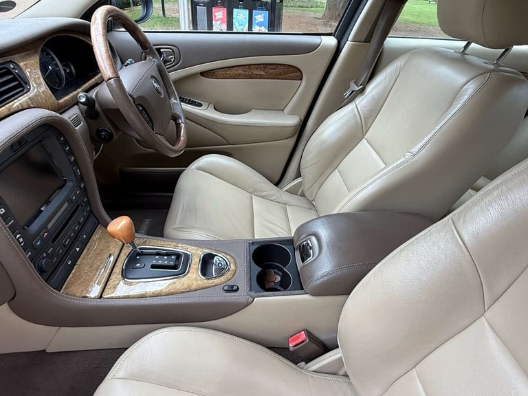2007 Jaguar S-Type 3.0 S-Type SE V6 Auto 4dr Saloon Petrol Automatic