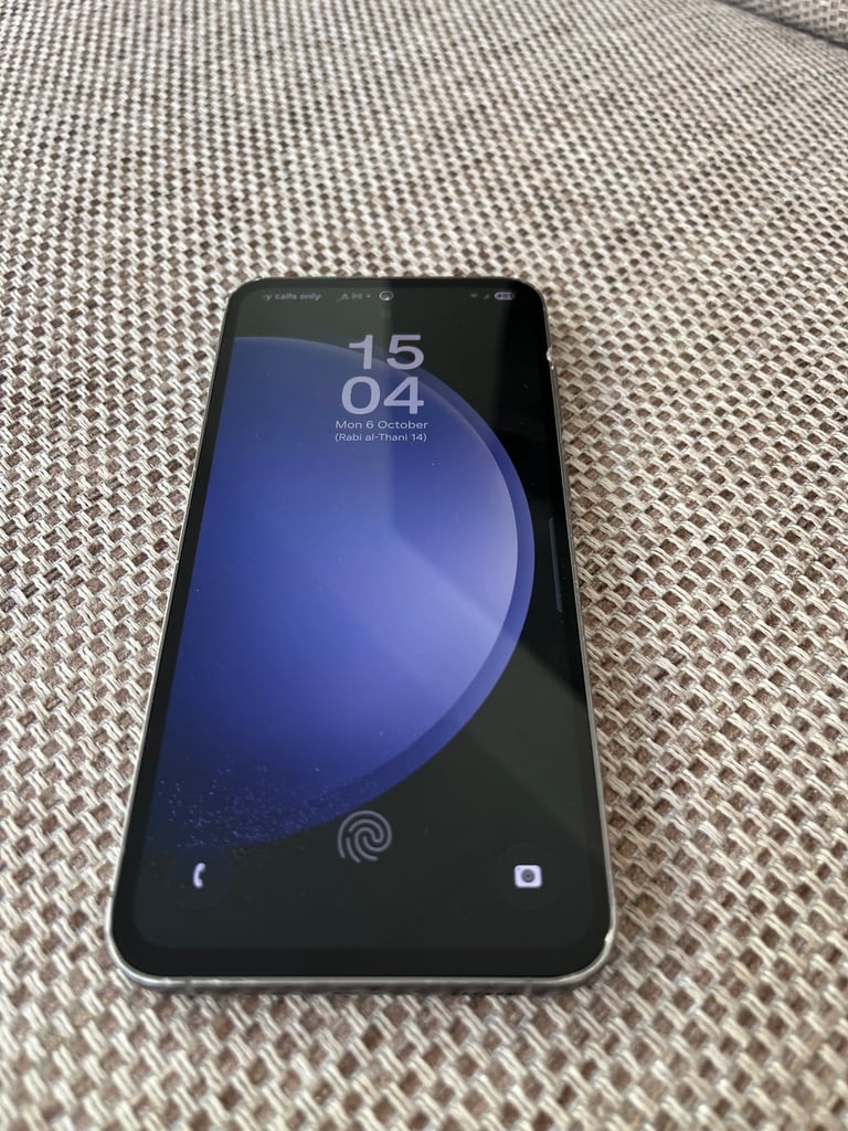 Samsung Galaxy S23 FE SM-S911B/DS - 256GB - Phantom Black (Unlocked)