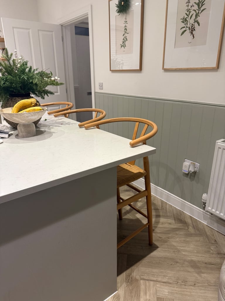 image for Bar stools x3