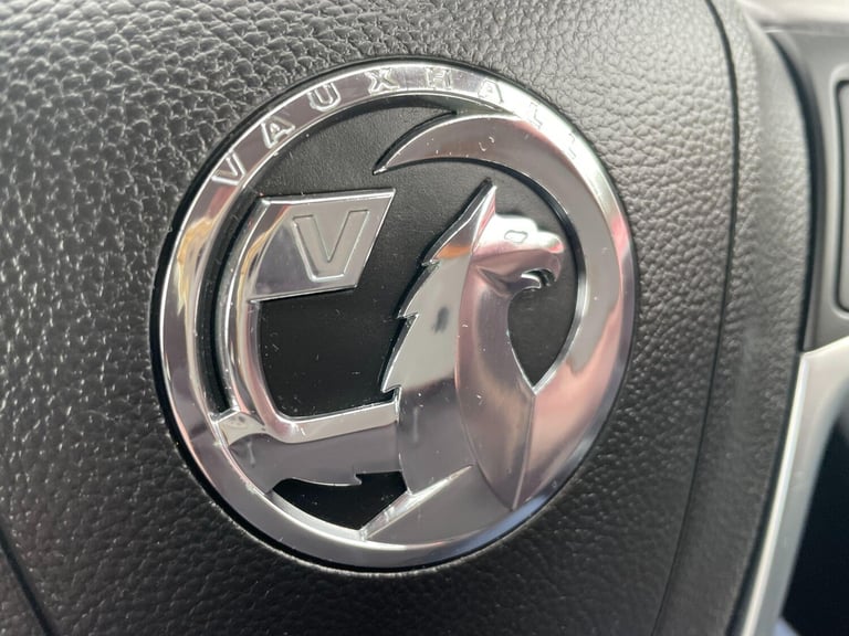 2015 Vauxhall Mokka 1.6i SE 2WD Euro 6 (s/s) 5dr HATCHBACK Petrol Manual