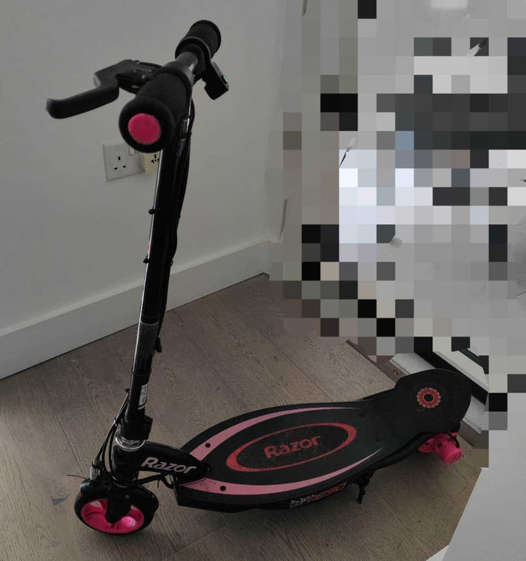 image for Razor PowerCore E90 Kids Electric Scooter - need new battery and charger