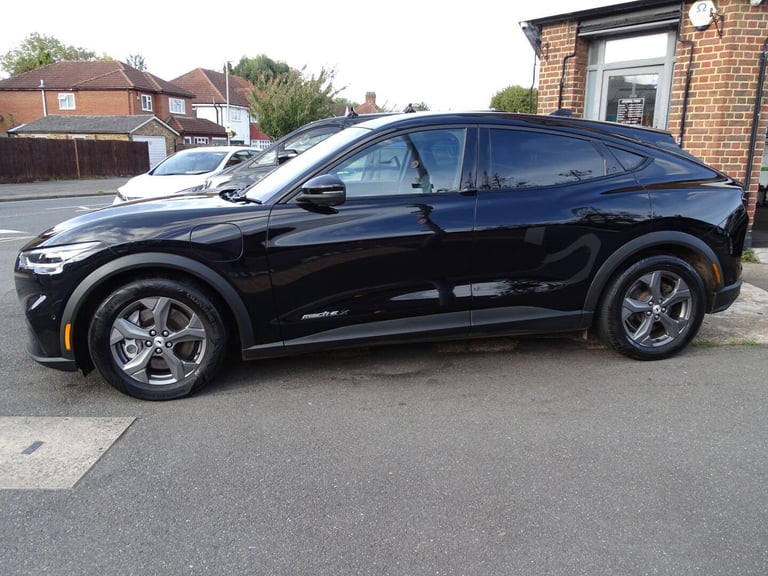2021 Ford Mustang Mach-E Extended Range 91kWh Premium SUV 5dr Electric Automatic (294 ps) HATCHBA...