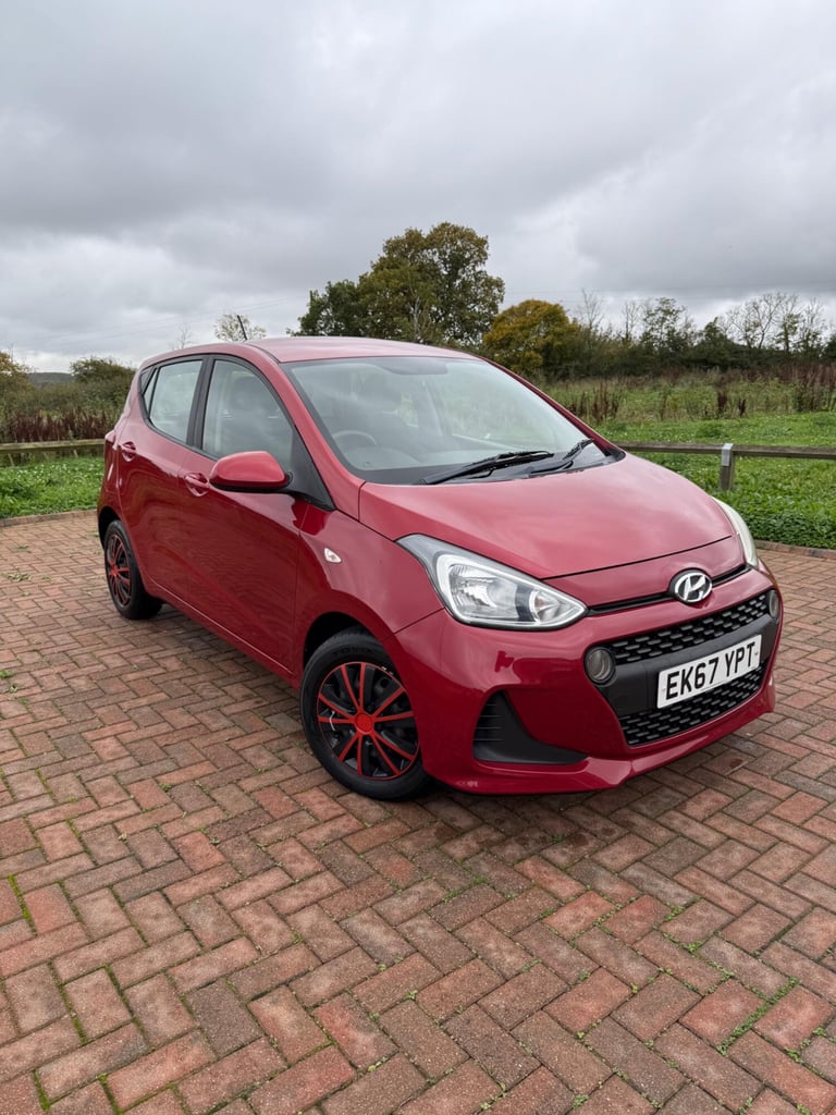 2017 Hyundai i10 1.0 SE Hatchback 5dr Petrol Manual Euro 6 (66 ps) HATCHBACK Petrol Manual