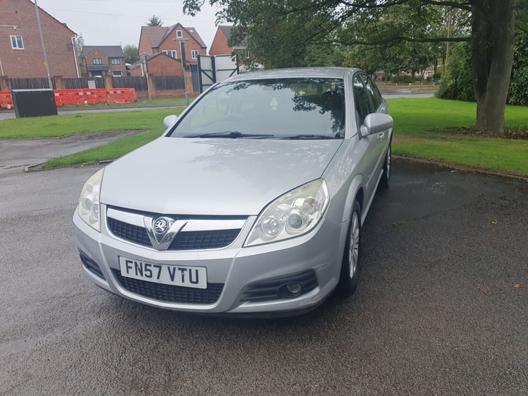 2007 Vauxhall Vectra 1.8i VVT Design 5dr HATCHBACK Petrol Manual