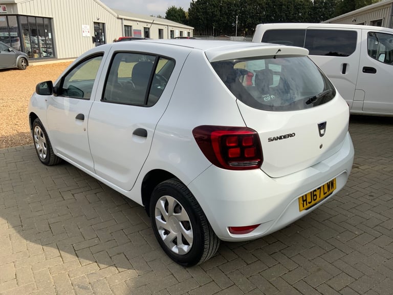 2017 Dacia Sandero 1.0 SCe Ambiance 5dr HATCHBACK Petrol Manual