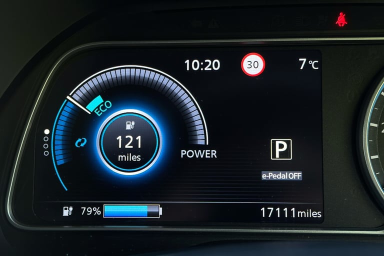  Nissan Leaf 40kwh 10 Hatchback 5dr Electric Auto 150 Ps Electric