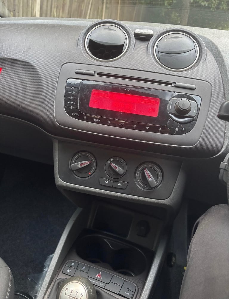 Seat, IBIZA, Hatchback, 2009, Manual, 1198 (cc), 5 doors