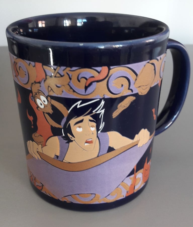 Mug Unused Disney Aladdin navy blue ceramic – post or collect