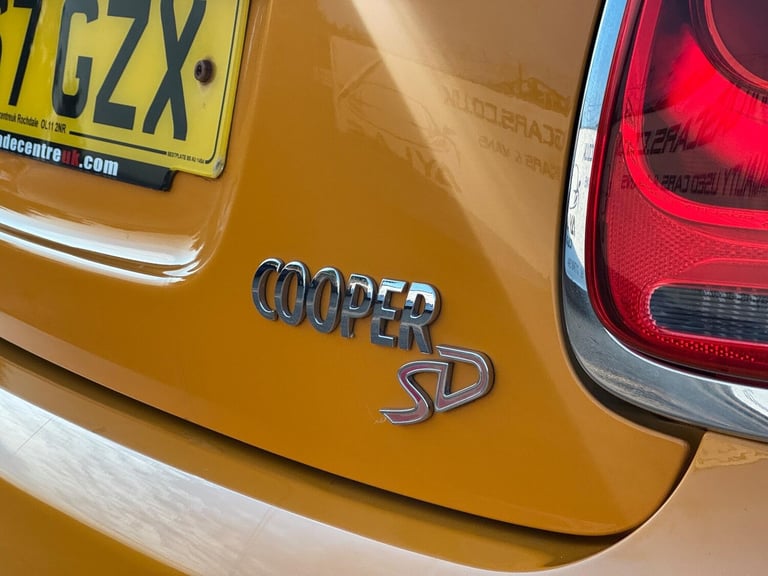2018 MINI Hatch 2.0 Cooper SD Auto Euro 6 (s/s) 3dr HATCHBACK Diesel Automatic